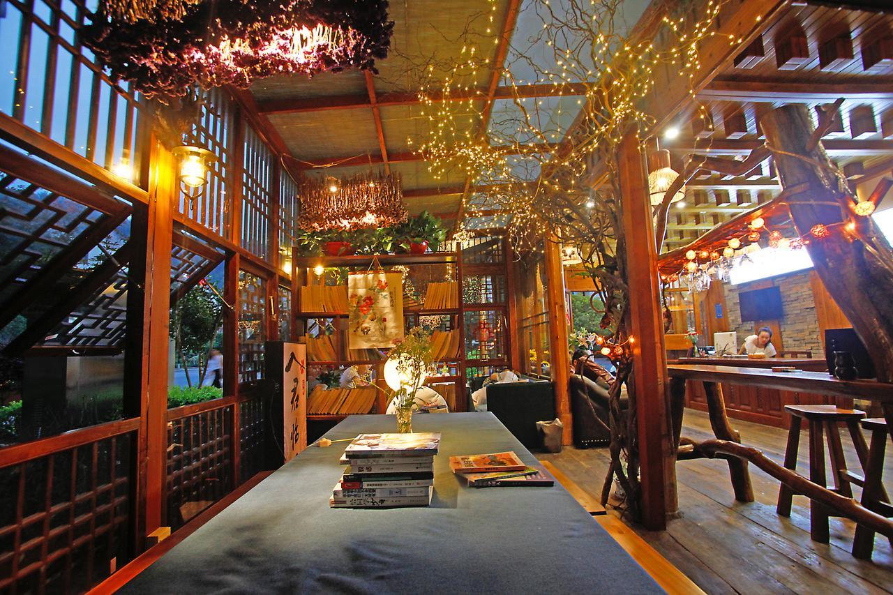 Guihua Road 106Th Hostel Zhangjiajie Eksteriør billede